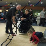 Gicon lädt unsere Kinder zum Bowling ein 